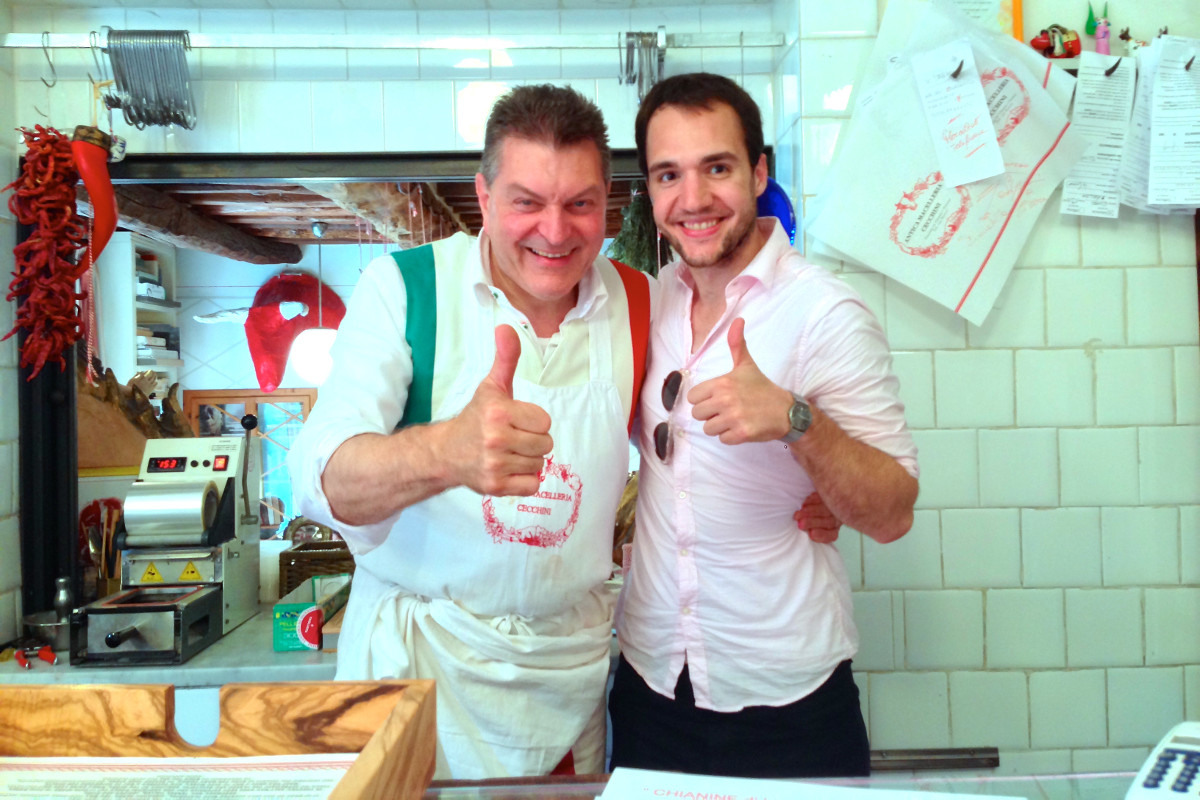 dario cecchini thumbs up dario cecchini thumbs up