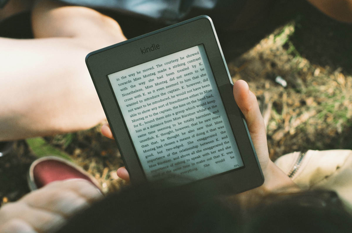 electronic book - what not to bring on vacation