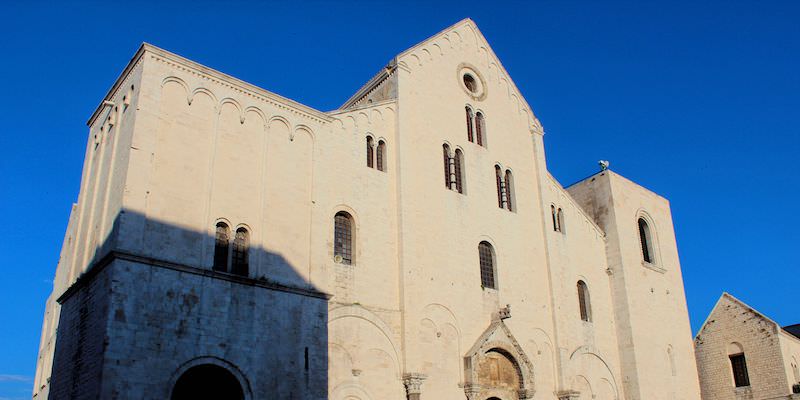 Bari - Quick Travel Guide to Puglia