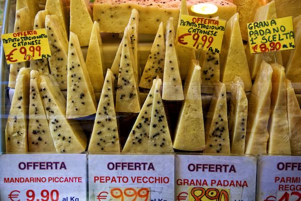 Pepato Vecchio - Authentic Traveling - Your Quick Guide to Sicily